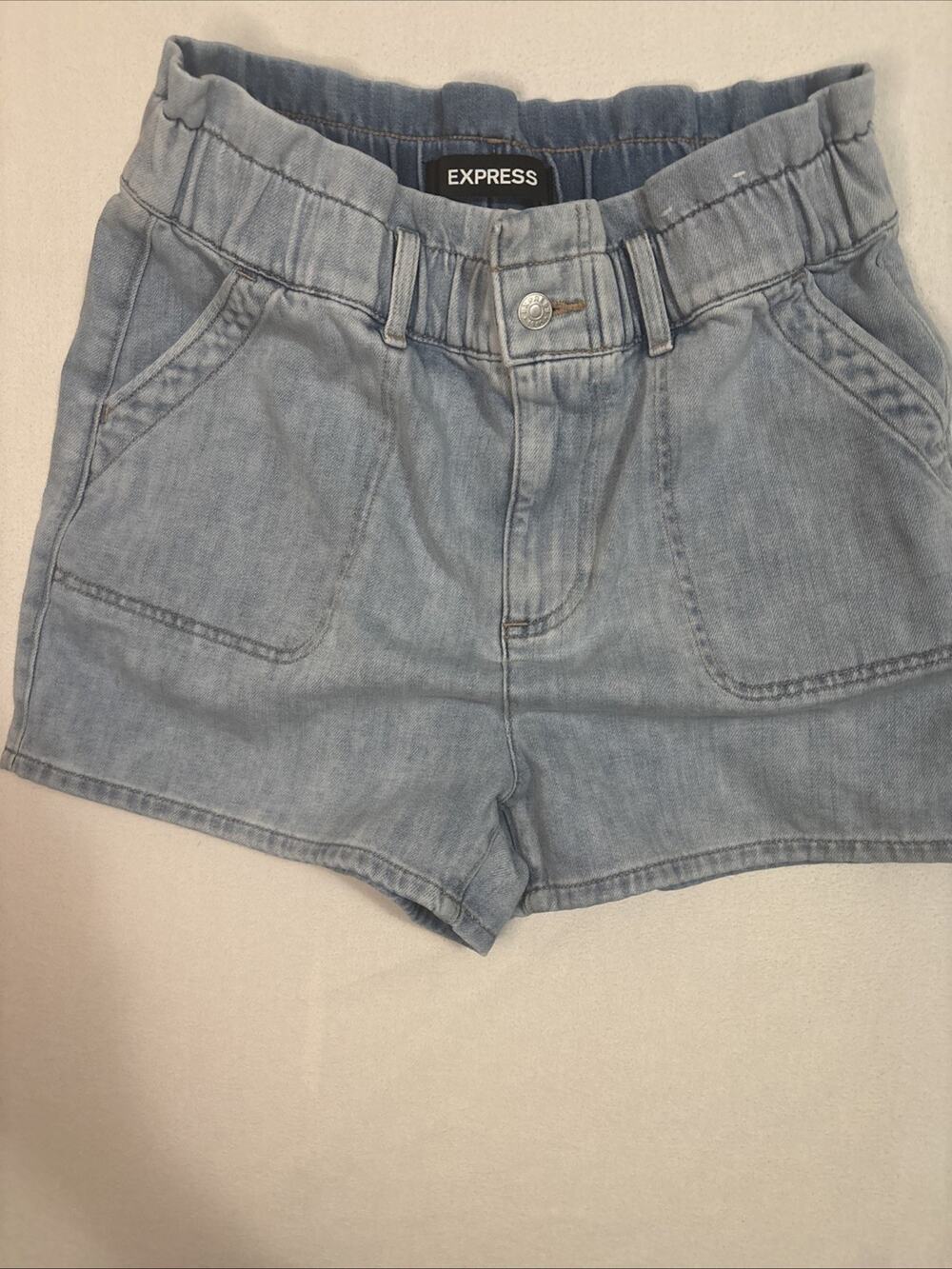 Express Jeans Womens Size Medium Wash Denim Shortie High Rise Shorts